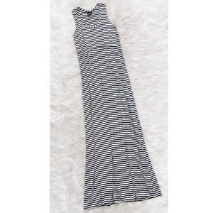 Nom Maternity White Black Stripe Sleeveless Dress